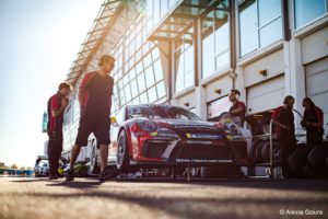 Le confinement <br>chez Sébastien Loeb Racing