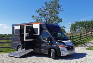 Témoignage : le camion à chevaux AML Haras de Jérôme Gonon, gérant de Cheval Ain Transport